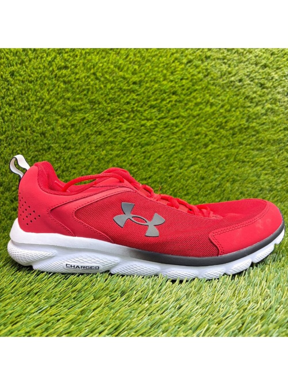 Under Armour Charged Assert 9 Mens Size 10.5 Red Athletic Running Shoes Sneakers
